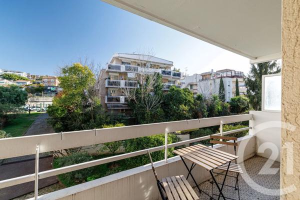Appartement F4 à vendre  4 pièces - 111,42 m 2   NICE  - 06