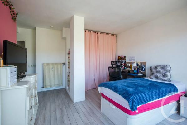 Appartement F4 à vendre  4 pièces - 111,42 m 2   NICE  - 06