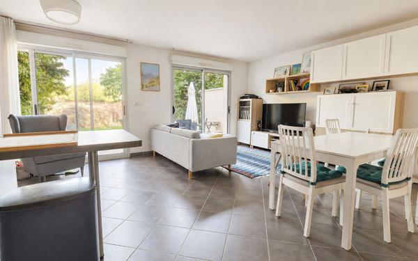 Maison à vendre    5 pièces •  Sérézin-du-Rhône