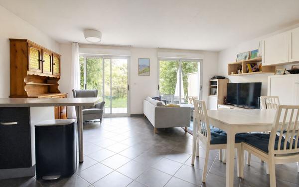 Maison à vendre    5 pièces •  Sérézin-du-Rhône