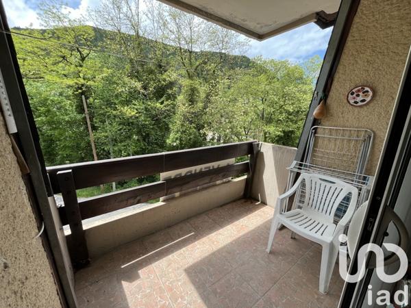 Appartement 2 pièces de 51 m² à Ax-les-Thermes (09110)