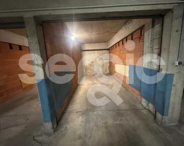 Location Garage Box 12 51100 Reims 26 0649 01 0004