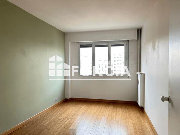 Location Appartement 2 pièces 53.02 m² - 51 RUE ORFILA Paris 75020