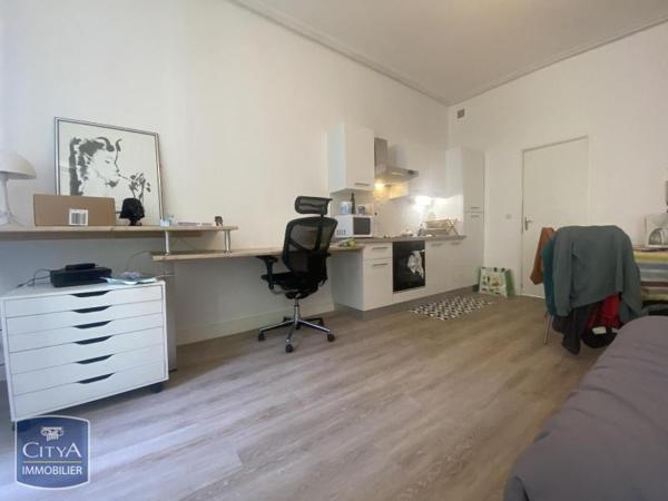 Appartement à louer 1 pièce 29.58m²