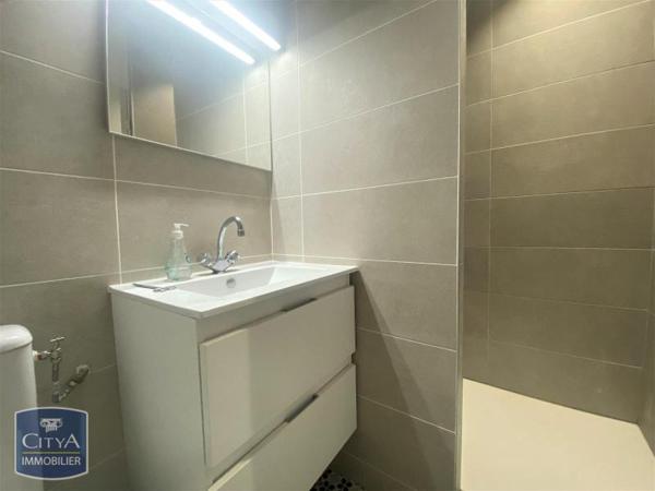 Appartement à louer 1 pièce 29.58m²