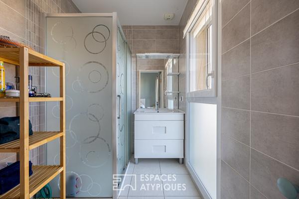 Maison en duplex avec terrasse et garage