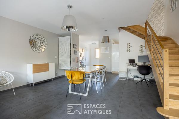 Maison en duplex avec terrasse et garage