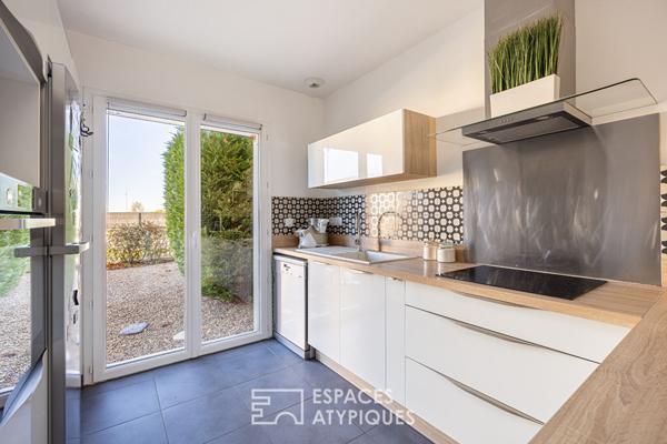 Maison en duplex avec terrasse et garage