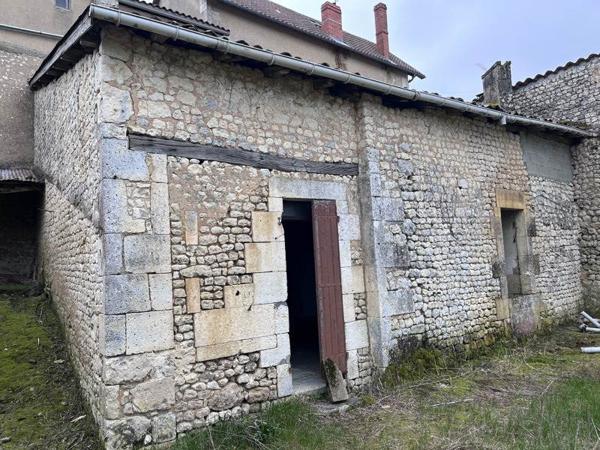 Maison à vendre |  Blanzac-Porcheresse |  4 pièces | 80 m²
