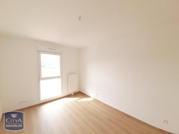 Appartement à louer 2 pièces 42.02m² Armentières (59280)