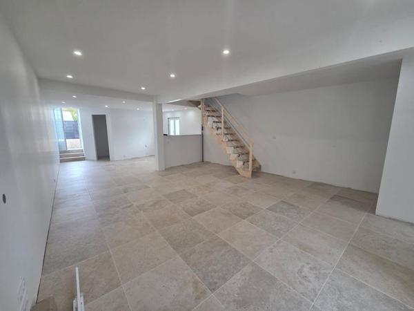 Maison  4 pièce(s) EXCLUSIVITE  Crit réf 426115