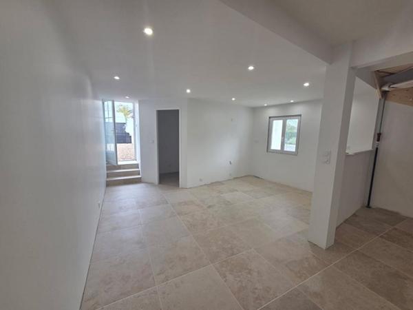 Maison  4 pièce(s) EXCLUSIVITE  Crit réf 426115