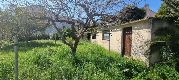 TERRAIN A BATIR 340 m2 PISCINABLE PROCHE PLAGE