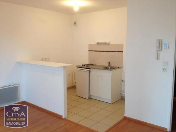 Appartement à louer 2 pièces 39.71m² Saint-Omer (62500)