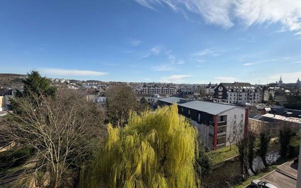 Appartement à vendre    2 pièces • 57,93 m2 Évreux