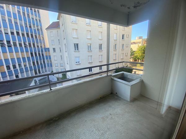 Appartement Dijon 4 pièce(s) 81.08 m2 + place de parking + cave