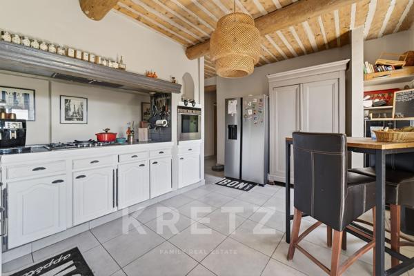 A proximité de l'Isle sur la Sorgue - Grande maison familiale - Vue dégagée - Piscine