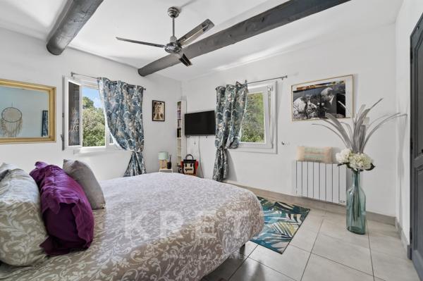 A proximité de l'Isle sur la Sorgue - Grande maison familiale - Vue dégagée - Piscine