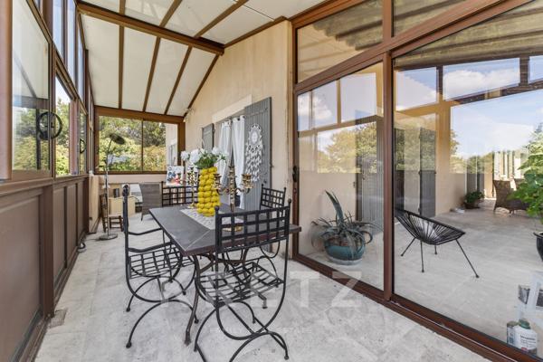 A proximité de l'Isle sur la Sorgue - Grande maison familiale - Vue dégagée - Piscine