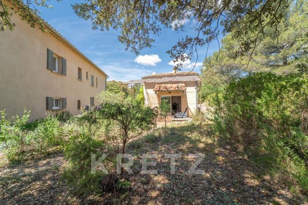 A proximité de l'Isle sur la Sorgue - Grande maison familiale - Vue dégagée - Piscine