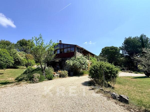 A proximité de l'Isle sur la Sorgue - Grande maison familiale - Vue dégagée - Piscine