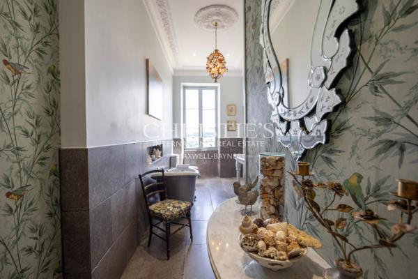 Le Domaine du Paon, avec trois cottages et des vues sur la vallée incomparables