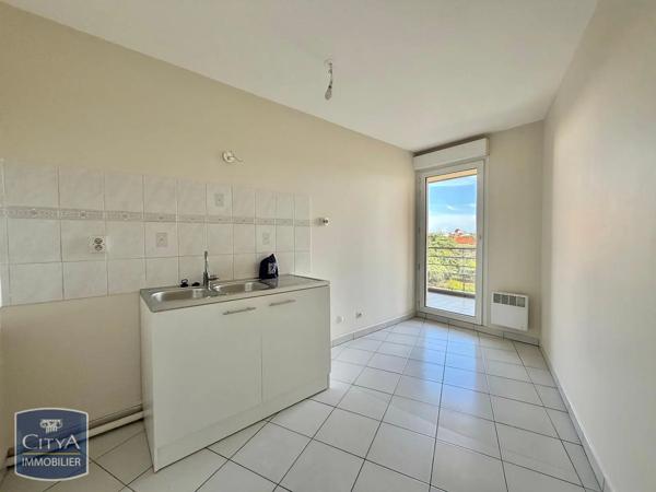 Appartement à louer 4 pièces 89.33m² Villeurbanne (69100)