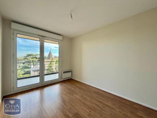 Appartement à louer 4 pièces 89.33m² Villeurbanne (69100)