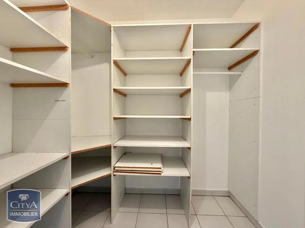 Appartement à louer 4 pièces 89.33m² Villeurbanne (69100)
