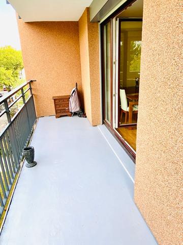 3 pièces vue dégagée proche La Défense