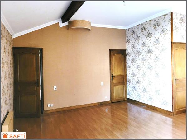 maison 3 chambres avec garage, cour et terrasse