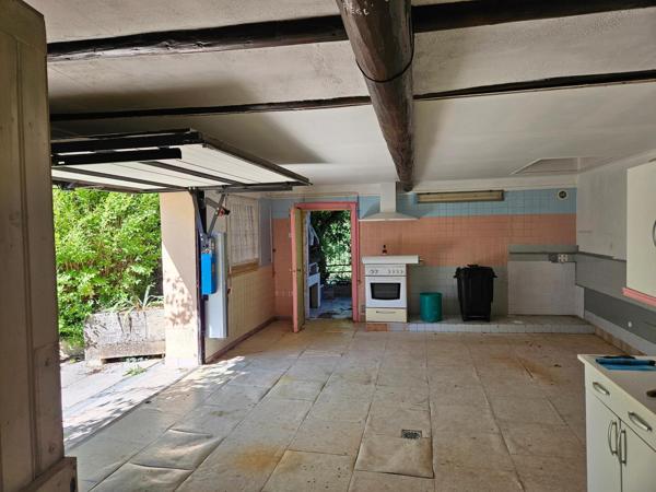 maison 3 chambres avec garage, cour et terrasse