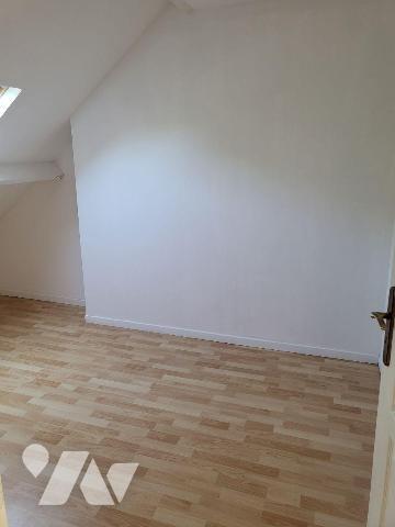 Idéal investisseur ! Au centre de BRAY-DUNES et à 1 kilomètre de la plage environ, maison à usa...