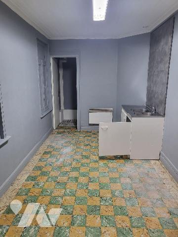 Idéal investisseur ! Au centre de BRAY-DUNES et à 1 kilomètre de la plage environ, maison à usa...