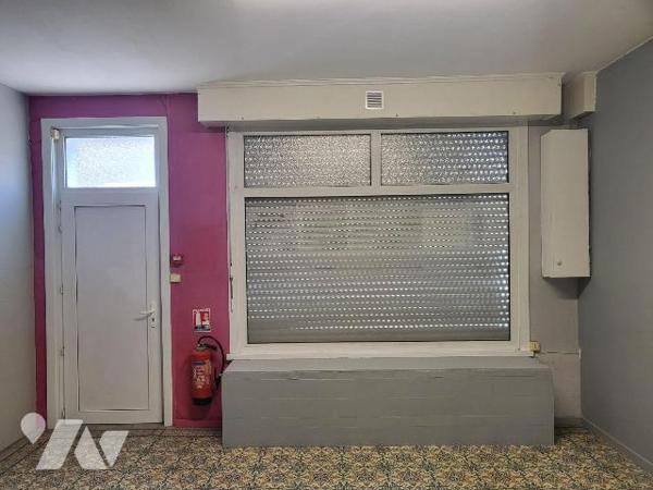 Idéal investisseur ! Au centre de BRAY-DUNES et à 1 kilomètre de la plage environ, maison à usa...