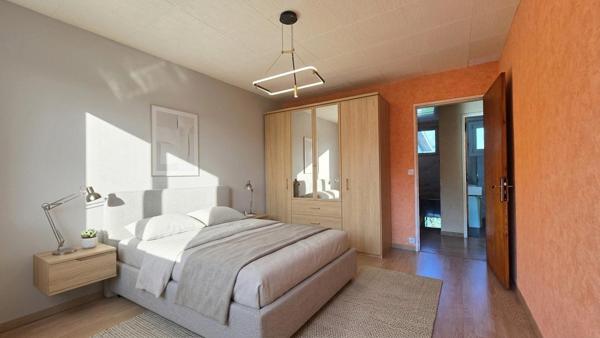Maison 8 pièces avec garage et jardin