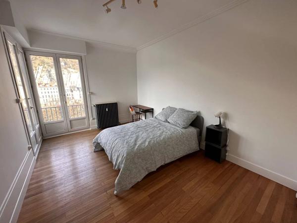 Charme et élégance au rendez-vous pour ce bel appartement familial !