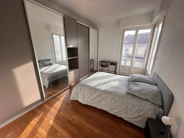Charme et élégance au rendez-vous pour ce bel appartement familial !