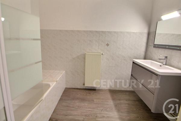 Appartement F5 à vendre  5 pièces - 140,45 m2 ST AVOLD - 57