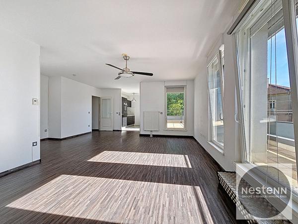 Dernier étage avec terrasse plein sud - Appartement rare à Nancy, quartier Artem