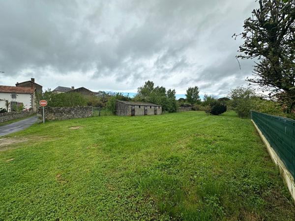 Terrain constructible 1310 m²