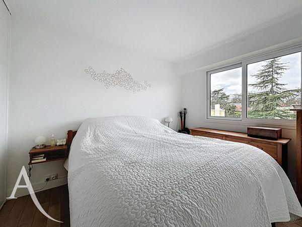 Appartement Garches 5 pièce(s) 102 m2