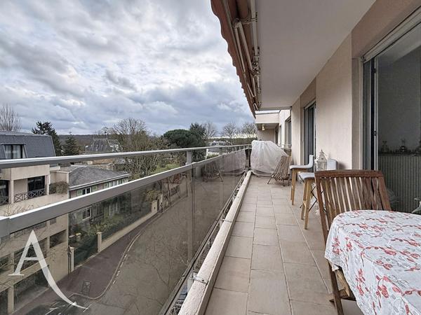 Appartement Garches 5 pièce(s) 102 m2