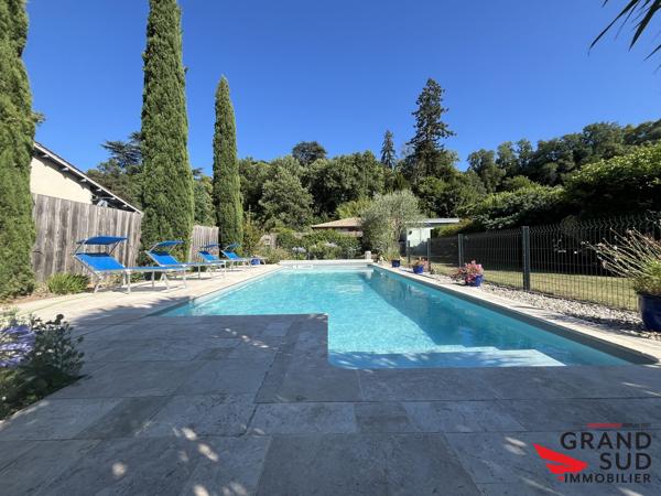 Maison Bourgeoise de Standing - 236.85 m² - 6 Chambres