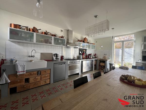 Maison Bourgeoise de Standing - 236.85 m² - 6 Chambres