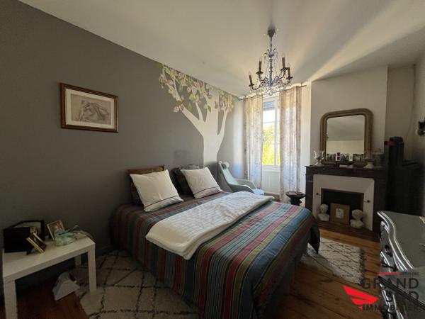 Maison Bourgeoise de Standing - 236.85 m² - 6 Chambres