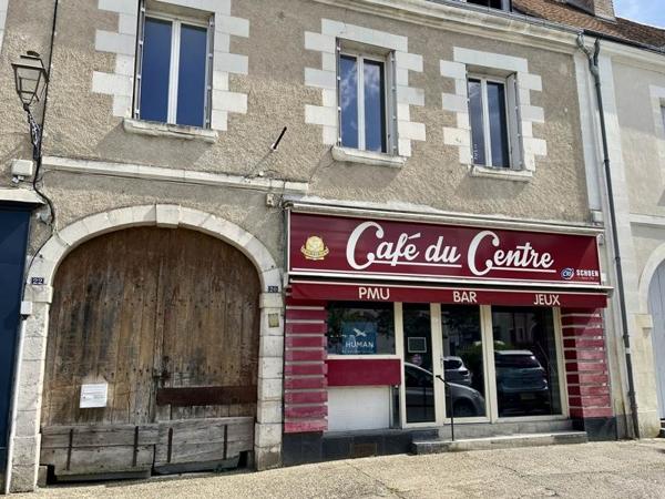 Immeuble à vendre 61 600 € Valençay 230 m² DPE F