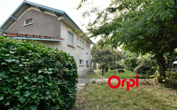 Maison à vendre    6 pièces • 132 m2 Pierre-Bénite