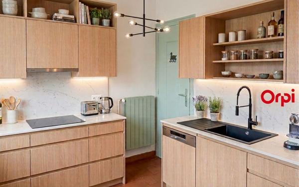 Maison à vendre    6 pièces • 132 m2 Pierre-Bénite
