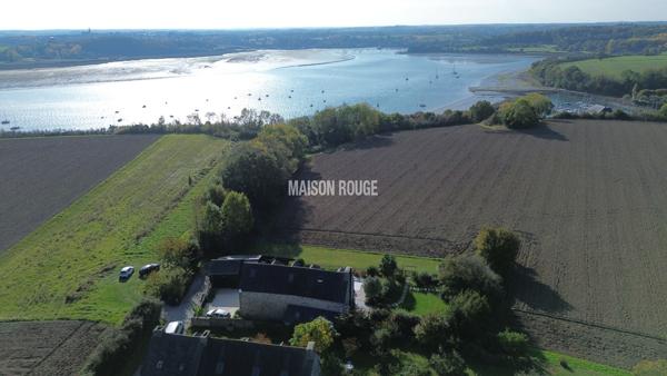 Coup de coeur à Plouër-sur-Rance : élégante maison en pierres, 5 chambres, piscine et jardin paysager - À visiter absolument !